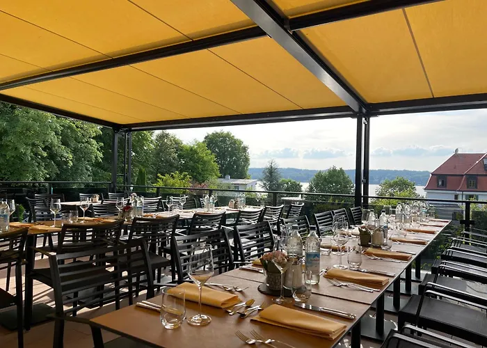 Hotel Schloss Berg